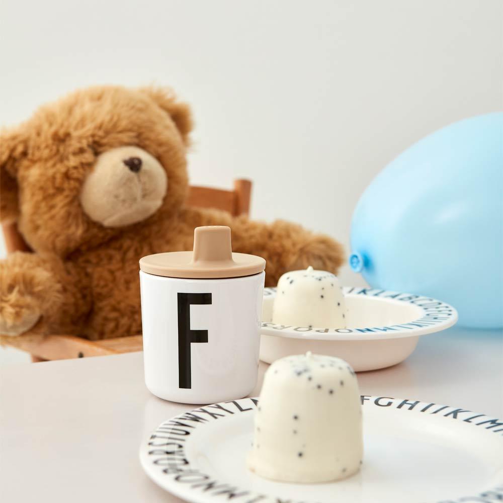 Design Letters Ecozen - Beker met letter - Eetservies - MamaMilla