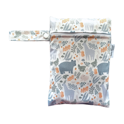 Het Zweedse bos | Kleine wetbag: Hopbloemen wit - - MamaMilla